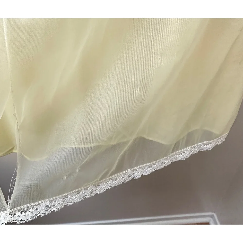 Vintage Warners Yellow Lace Babydoll Nightgown 32 USA 60s 70s Sheer Lingerie